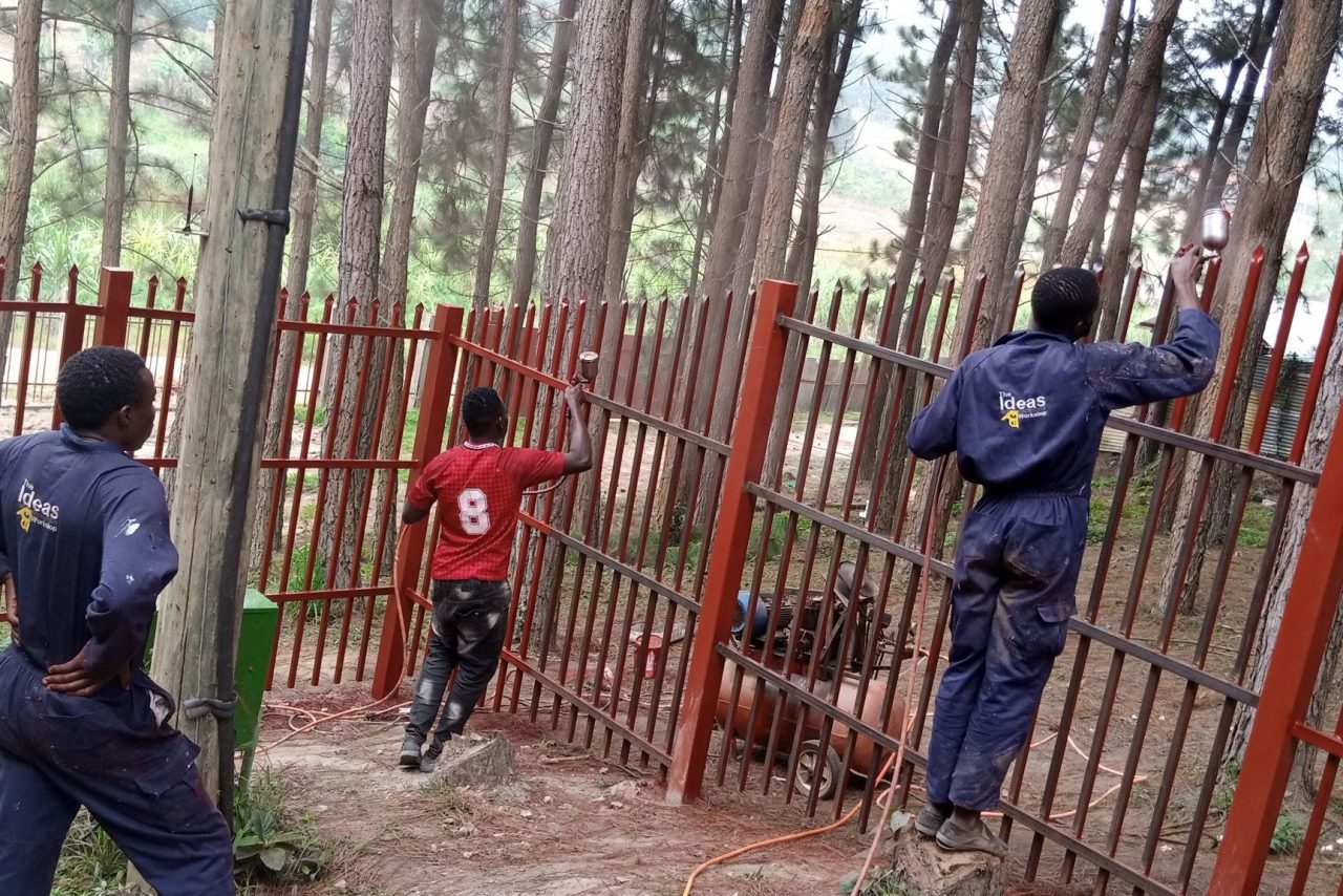 damien-contemporary-button-tufted-pink-velvet-accent-chair-with-gold-steel-base-4